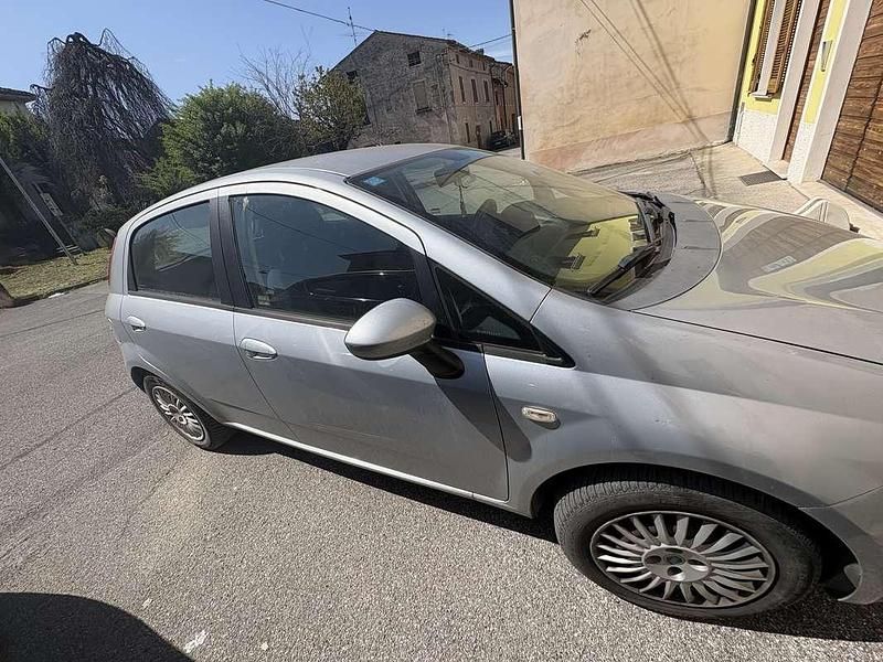 Usata Fiat Grande Punto Active 65 CV (47 kW) 2007 Utilitaria