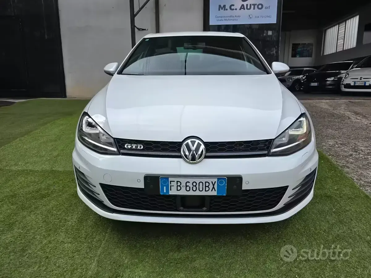 Second-hand VW Golf VII GTD 184 CP (135 kW) 2015 Alb Berlinǎ