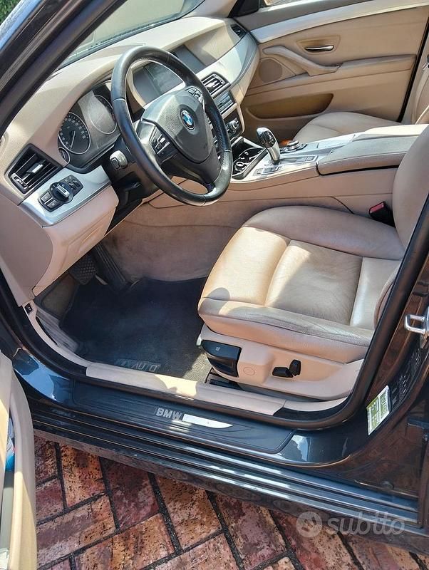Usata BMW 523 204 CV (150 kW) 2011 Berlina