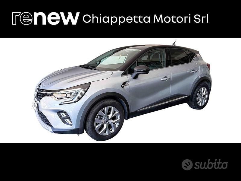 Usata Renault Captur Intens 160 CV (117 kW) 2021 Grigio SUV
