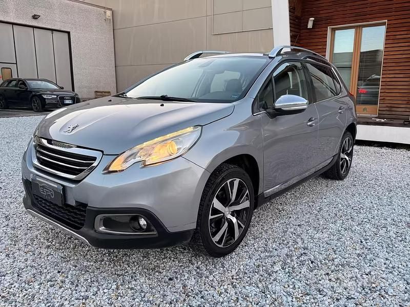 Usata Peugeot 2008 Allure 115 CV (84 kW) 2013 Grigio SUV