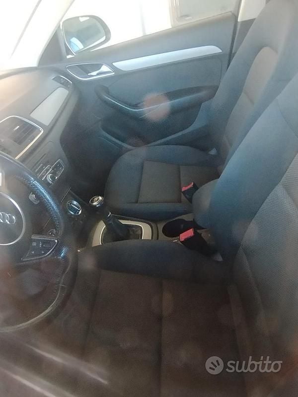Grigio Usata 2014 Audi Q3 SUV | 7000 € (Super prezzo) - Immagine 1/4