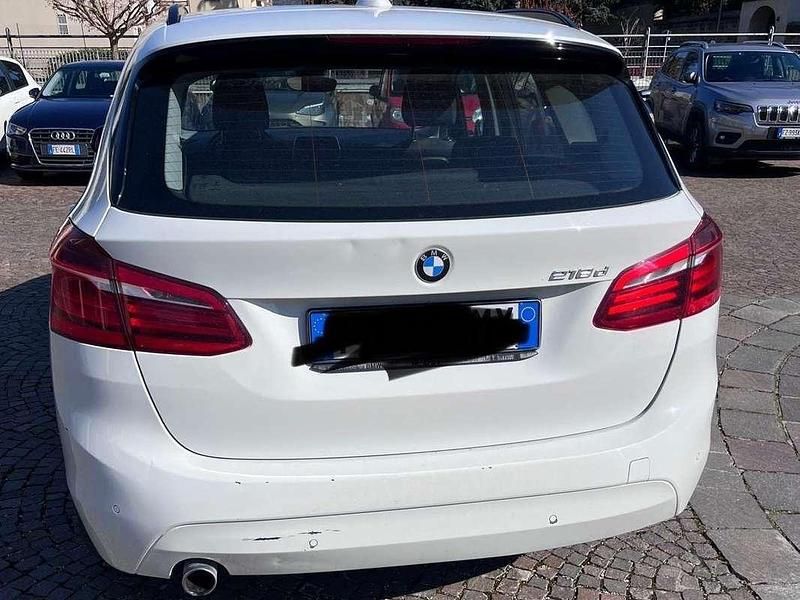 Usata BMW 218 Gran Tourer 136 CV (100 kW) 2016 Bianco Monovolume