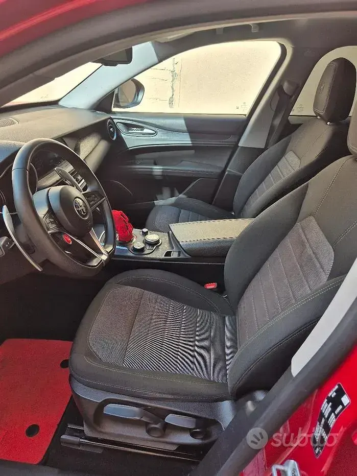 Usata Alfa Romeo Stelvio Tech Edition 160 CV (117 kW) 2020 Rosso SUV