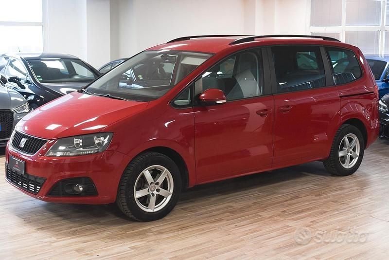 Usata Seat Alhambra 140 CV (102 kW) 2013 Rosso Monovolume