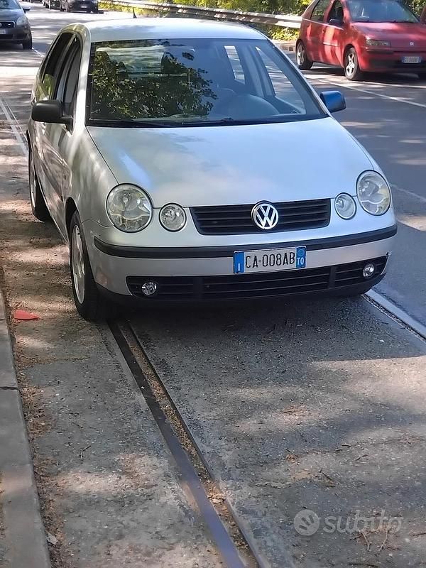 Usata VW Polo 75 CV (55 kW) 2002 Grigio Utilitaria