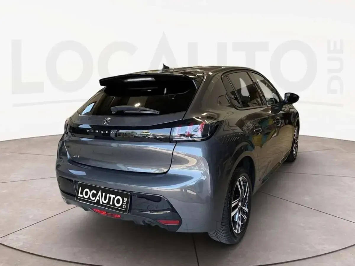Usata Peugeot 208 Allure 75 CV (55 kW) 2022 Grigio Utilitaria