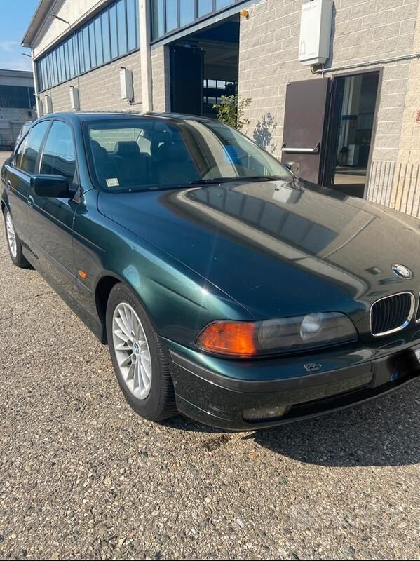 Usata BMW 523 170 CV (125 kW) 2000 Verde Berlina
