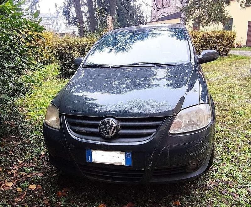 Usata VW Fox Sport 75 CV (55 kW) 2005 Grigio Utilitaria