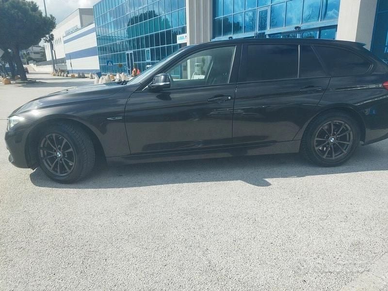Usata BMW 316 115 CV (84 kW) 2017 Grigio Station wagon
