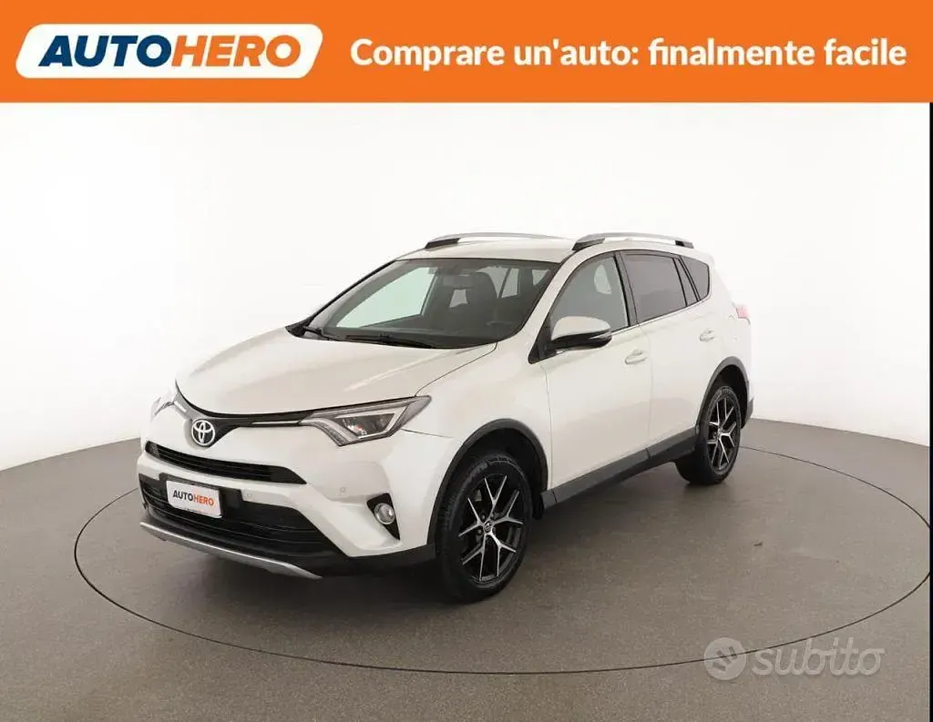 Usata Toyota RAV4 Style 143 CV (105 kW) 2016 Bianco SUV