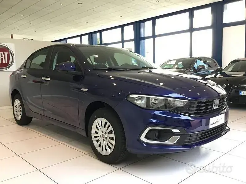 Usata Fiat Tipo S 131 CV (96 kW) 2025 Bluazzurro Berlina