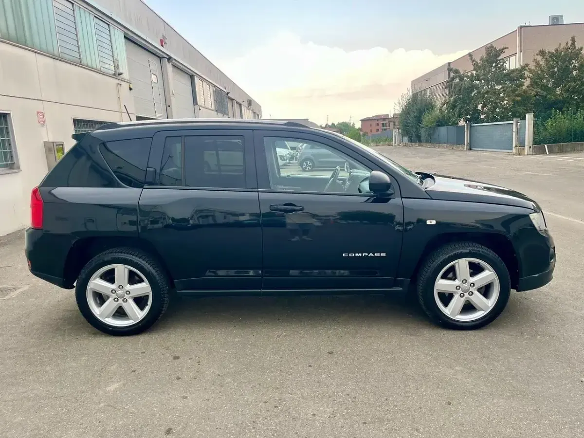 Usata Jeep Compass Limited 163 CV (119 kW) 2013 Nero SUV