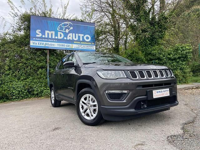 Grigio Usata 2018 Jeep Compass Sport SUV | 15.500 € (Buon prezzo) - Immagine 1/4