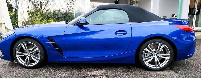 Usata BMW Z4 M Sport 197 CV (144 kW) 2024 Blu/azzurro Cabrio