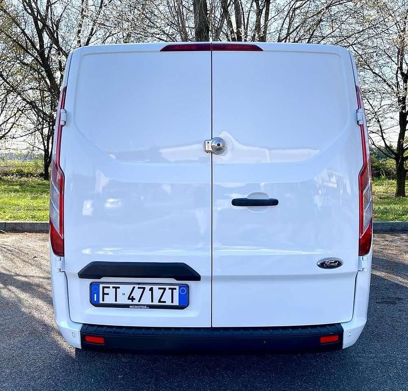 Usata Ford Transit Custom Trend 131 CV (96 kW) 2019 Bianco frozen pastello Furgone