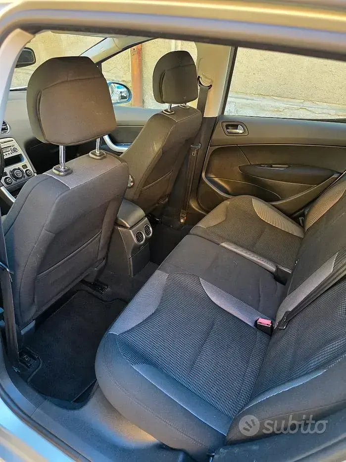 Usata Peugeot 308 109 CV (80 kW) 2008 Grigio Berlina