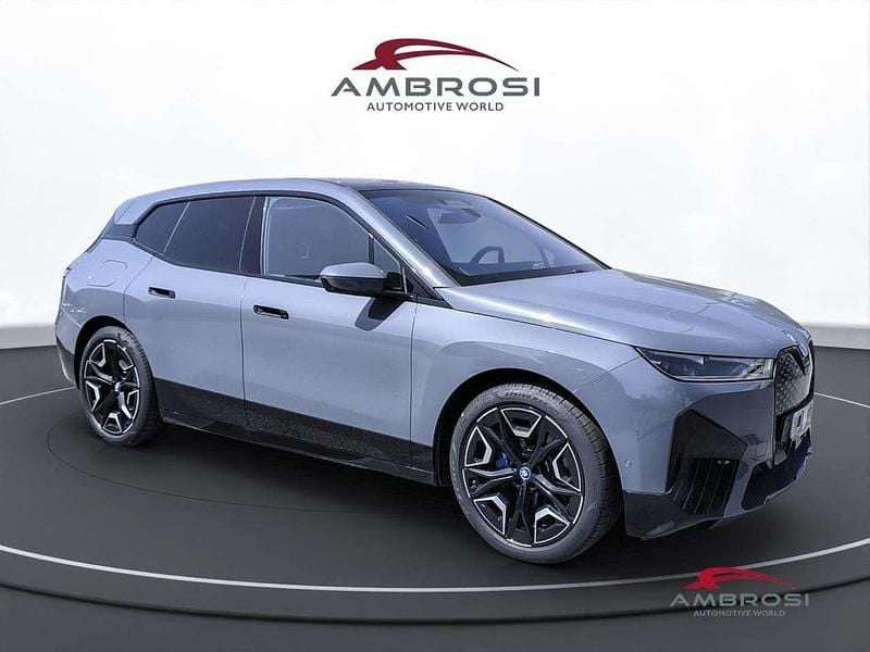 Usado BMW iX 239 kW (326 HP) 2025 Cinzento SUV