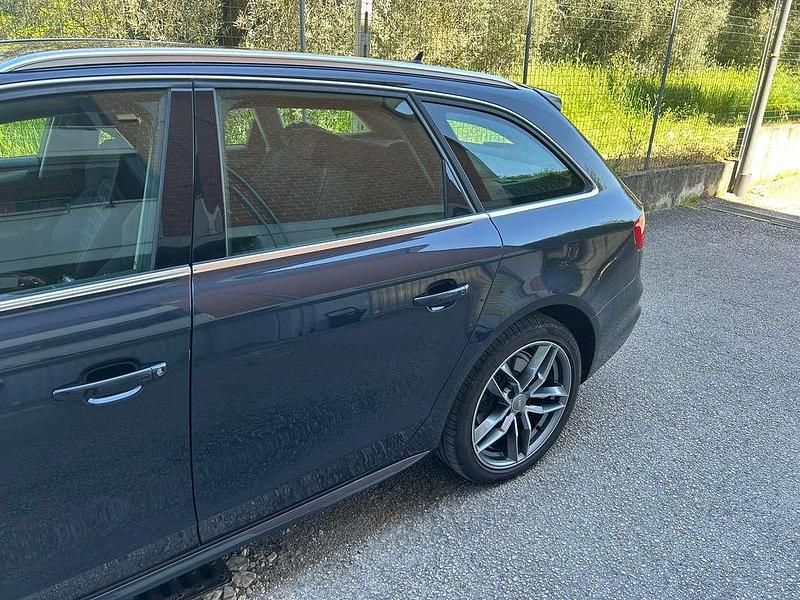 Usata Audi A4 S-Line 150 CV (110 kW) 2014 Blu/azzurro Station wagon