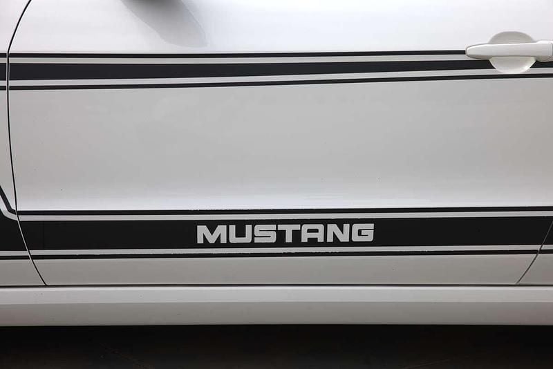 Usata Ford Mustang 314 CV (230 kW) 2013 Bianco Cabrio