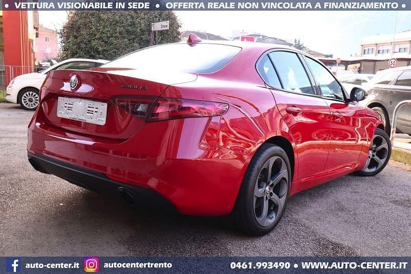Usata Alfa Romeo Giulia Tech Edition 201 CV (147 kW) 2019 Rosso Berlina