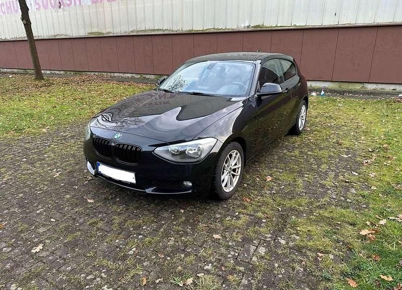 Nero Usata 2012 BMW 116 Due volumi | 9800 € (Buon prezzo) - Immagine 1/4