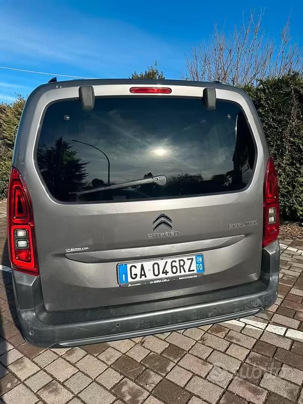 Usata Citroën Berlingo 102 CV (75 kW) 2020 Grigio Monovolume