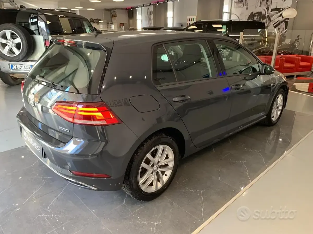 Usata VW Golf VII Executive 110 CV (80 kW) 2017 Antracite Berlina