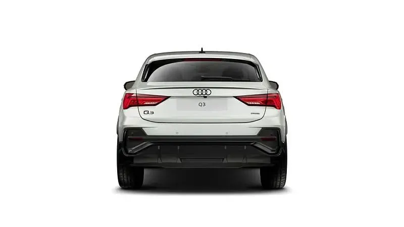 Usata Audi Q3 Sportback Comfort 193 CV (141 kW) 2025 Argento rugiada metallizzato SUV