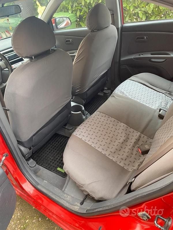 Usata Kia Rio 2006 Rosso Berlina