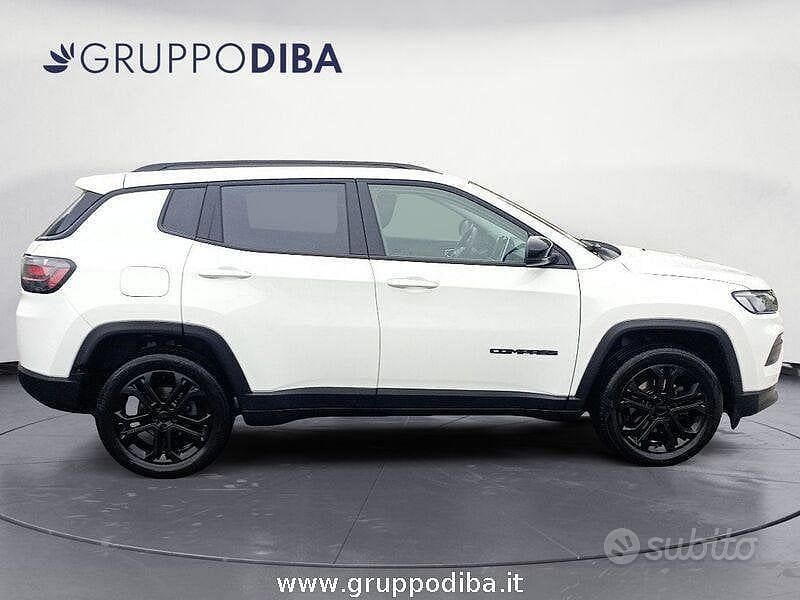 Gebraucht Jeep Compass Night Eagle 131 PS (96 kW) 2024 Weiß SUV