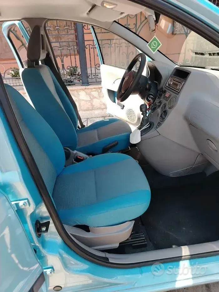Usata Fiat Panda 69 CV (50 kW) 2004 Utilitaria