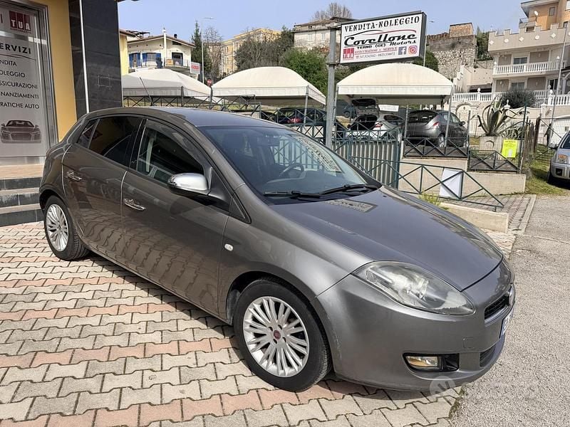 Usata Fiat Bravo Easy 89 CV (65 kW) 2013 Grigio Utilitaria