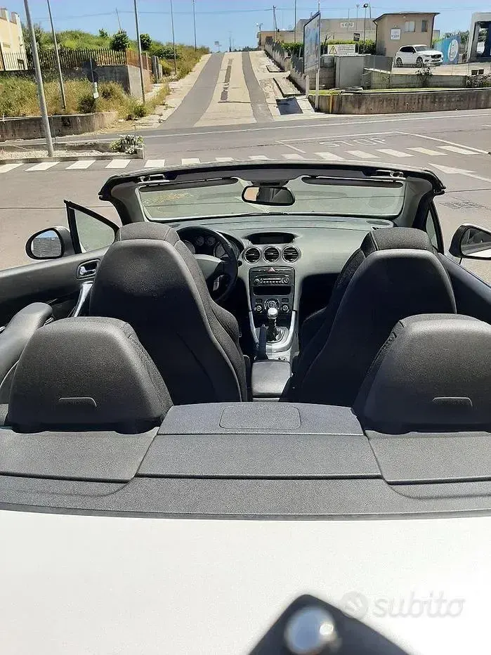 Usata Peugeot 308 CC 156 CV (114 kW) 2010 Bianco Cabrio