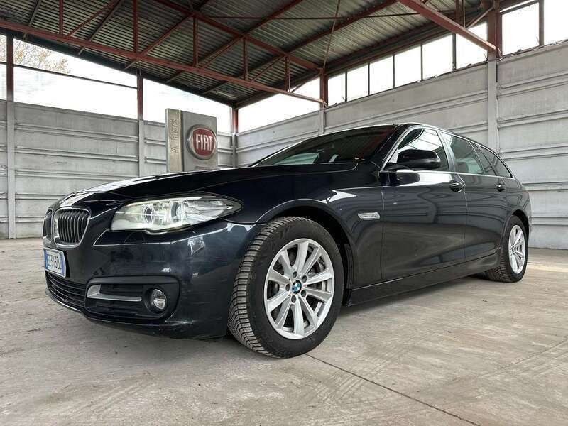 Grigio Usata 2015 BMW 520 Station wagon | 14.500 € (Buon prezzo) - Immagine 1/4