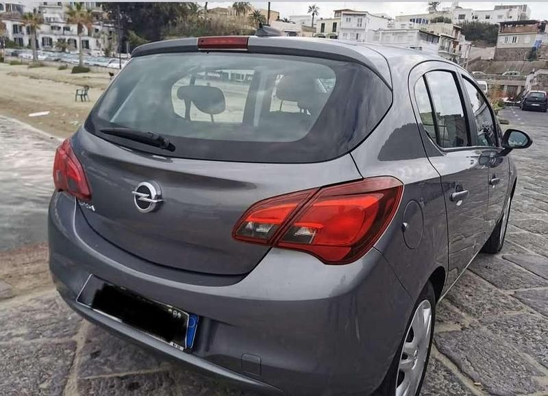 Usata Opel Corsa 75 CV (55 kW) 2018 Berlina