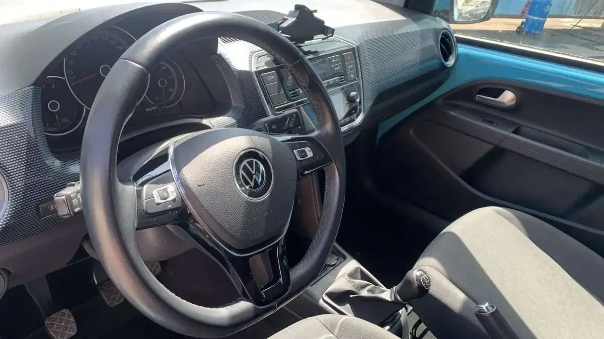 Usata VW up! Move 65 CV (47 kW) 2022 Utilitaria