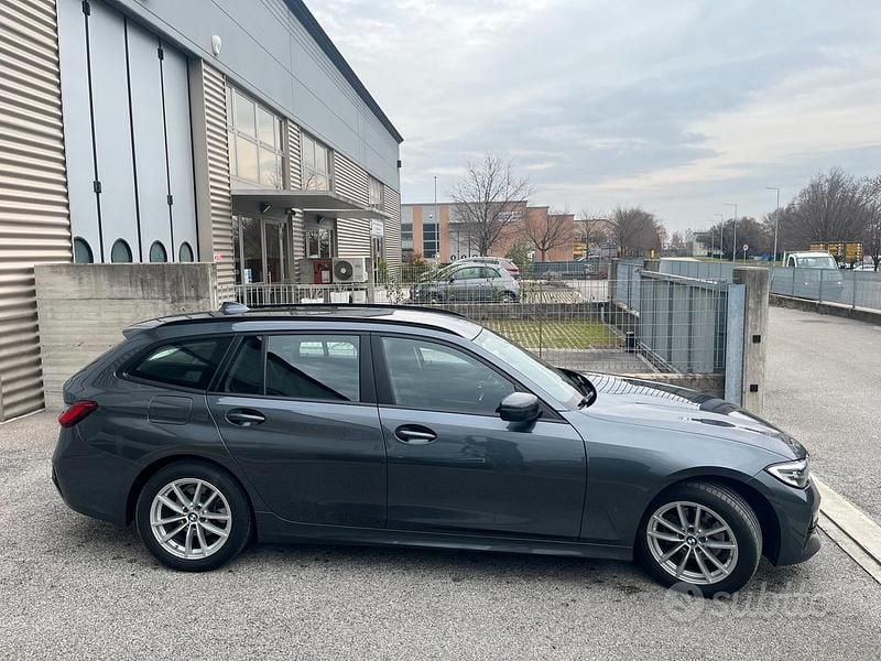 Occasion BMW 320e Advantage 190 PK (139 kW) 2021 Grijs Stationwagen