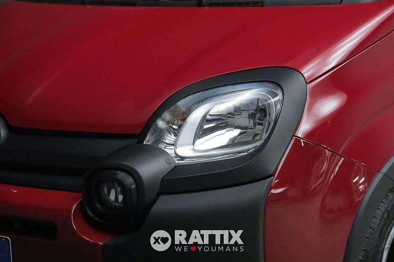 Usata Fiat Panda Cross Cross 69 CV (50 kW) 2025 Rosso passione pastello Utilitaria