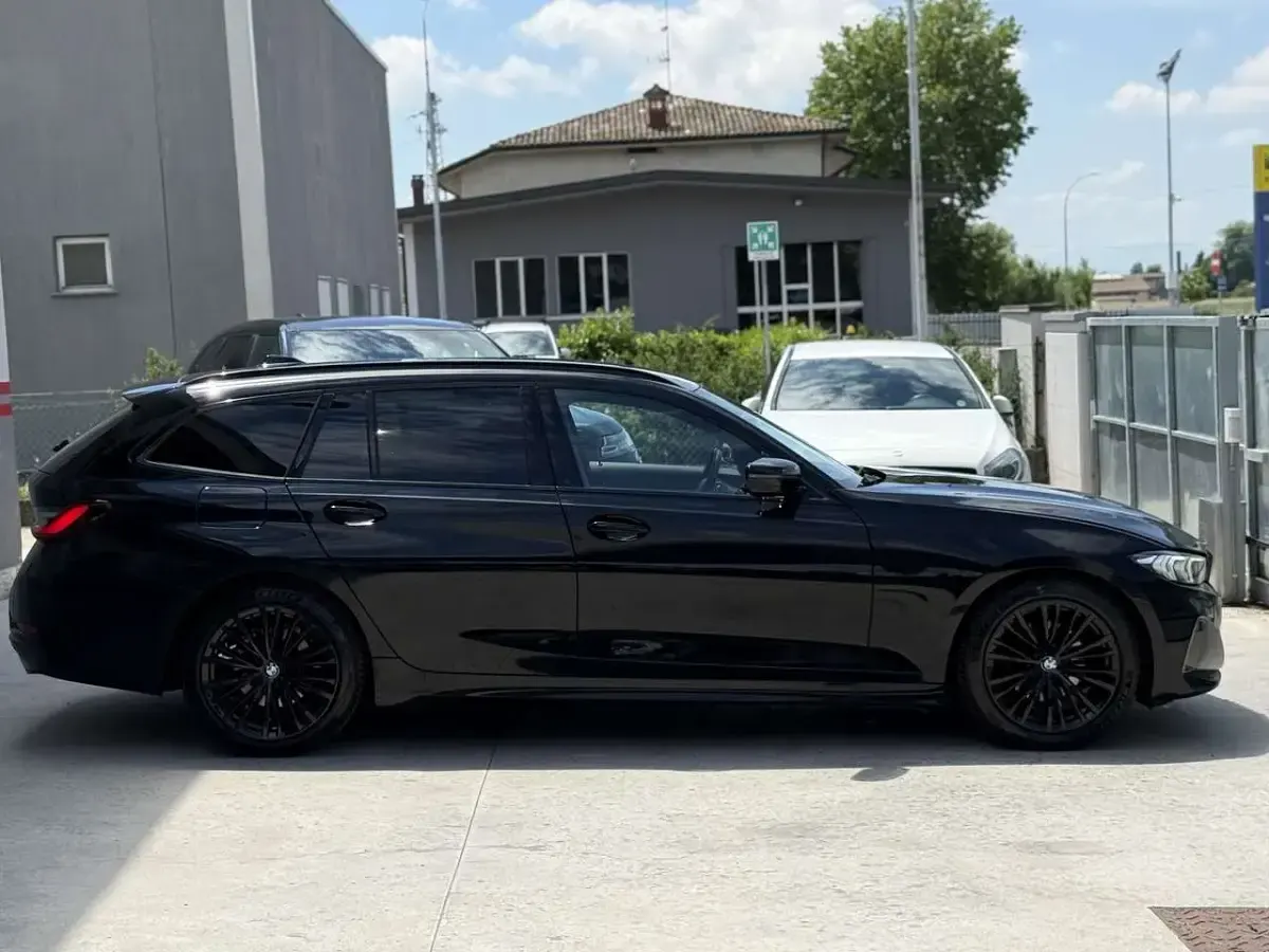 Usata BMW 320 Sport Line 190 CV (139 kW) 2023 Other Station wagon