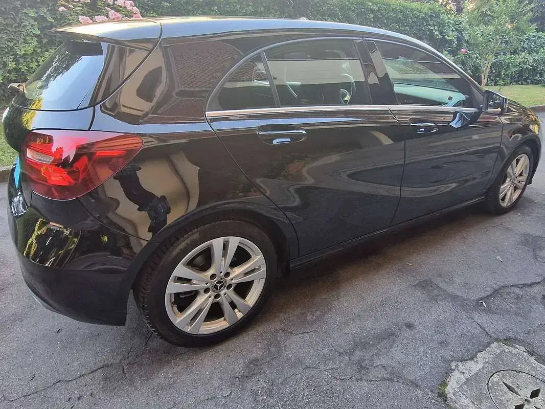 Usata Mercedes A180 Edition 109 CV (80 kW) 2017 Nero Berlina