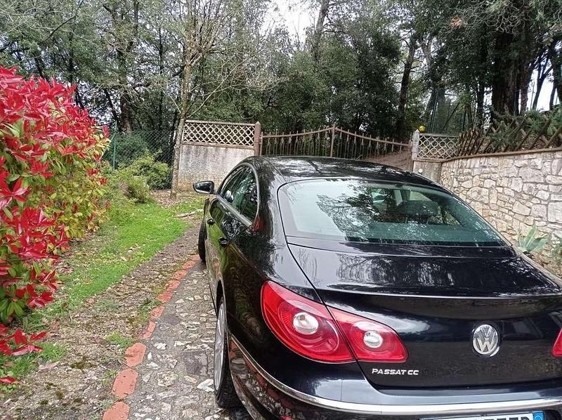 Usata VW Passat 140 CV (102 kW) 2010 Nero Cabrio