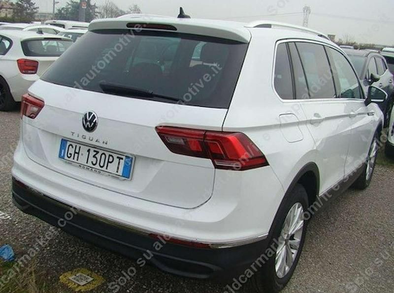Usata VW Tiguan Life 150 CV (110 kW) 2021 Bianco SUV