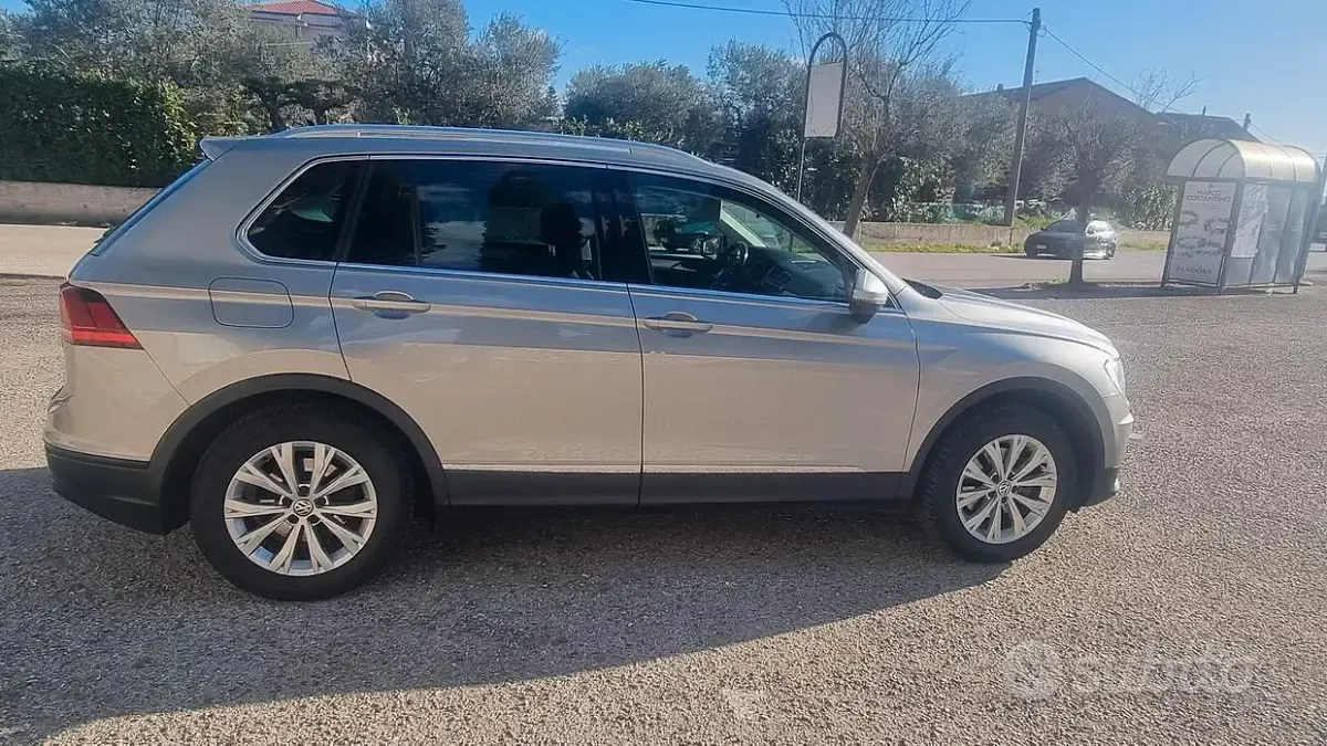 Usata VW Tiguan 150 CV (110 kW) 2017 Grigio SUV