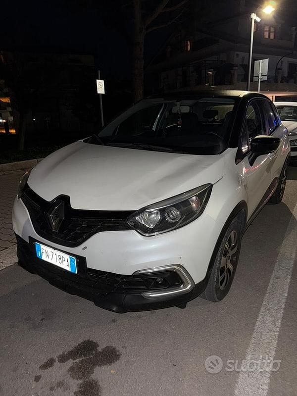 Usata Renault Captur 90 CV (66 kW) 2018 Bianco SUV