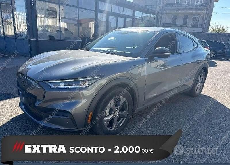 Grigio Usata 2023 Ford Mustang Mach-E Standard Range SUV | 26.900 € (Ottimo prezzo) - Immagine 1/4