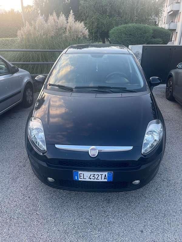 Usata Fiat Punto Evo 75 CV (55 kW) 2011 Nero Utilitaria