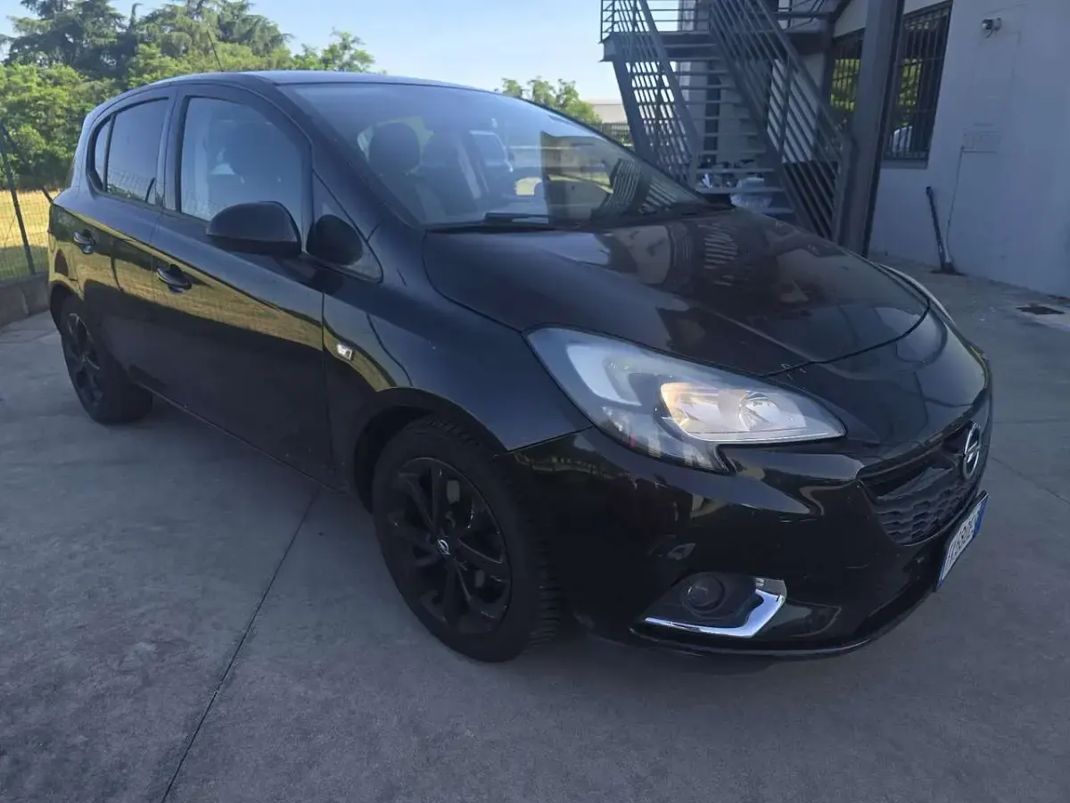 Usata Opel Corsa 75 CV (55 kW) 2017 Other Utilitaria