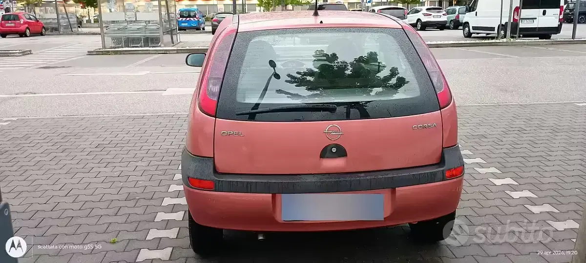 Usata Opel Corsa 58 CV (42 kW) 2001 Marrone Utilitaria