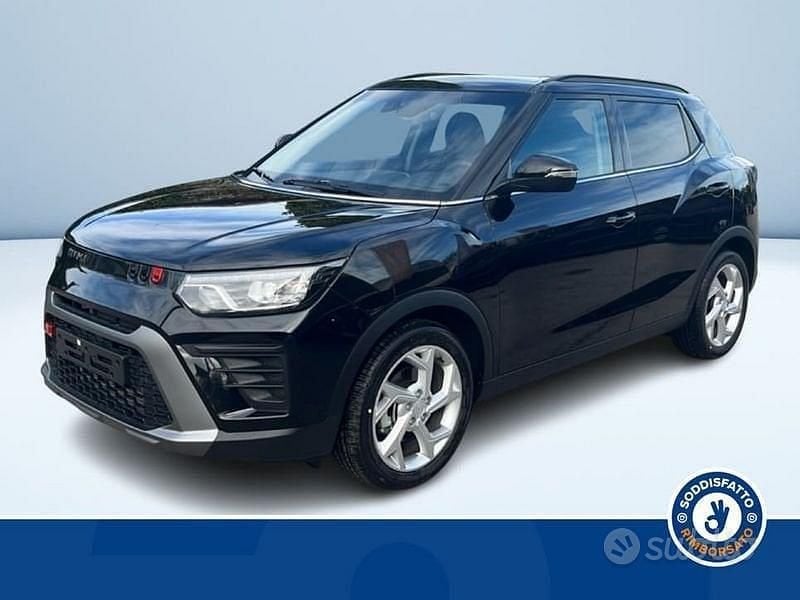 Nuova Ssangyong (KGM) Tivoli 163 CV (119 kW) 2025 Nero SUV